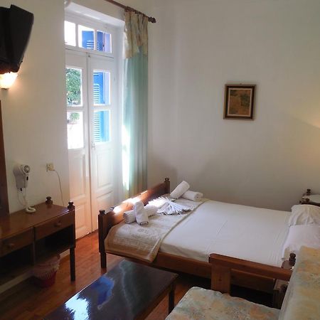 Adonis Rooms สโกเปลอสทาวน์ ภายนอก รูปภาพ