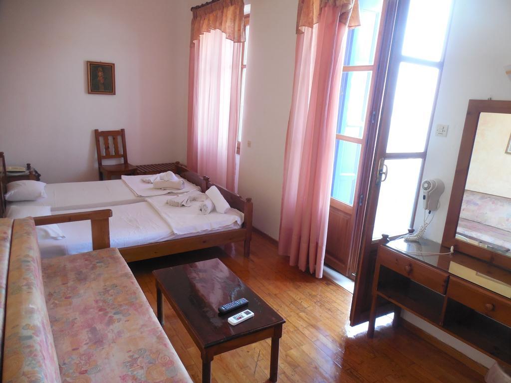 Adonis Rooms สโกเปลอสทาวน์ ภายนอก รูปภาพ