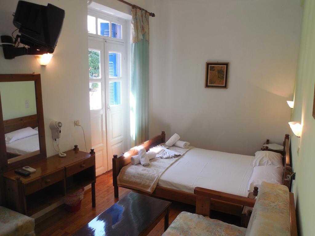 Adonis Rooms สโกเปลอสทาวน์ ภายนอก รูปภาพ